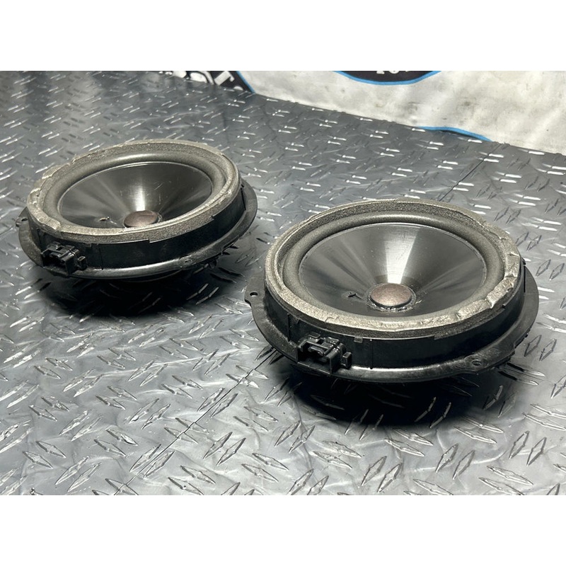 2015-17 Ford Mustang OEM Front Door Speakers Pair 269