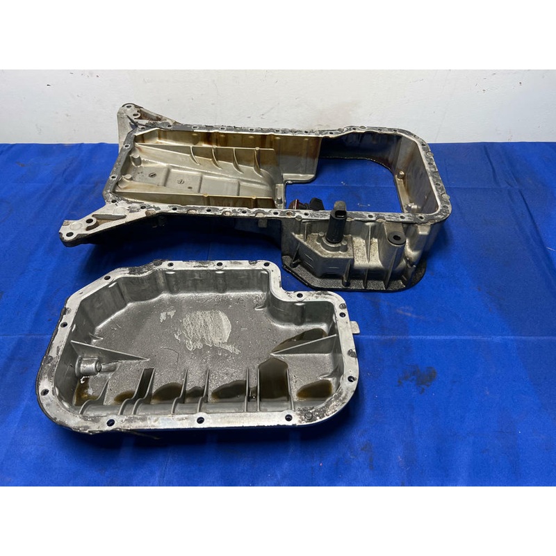 1999-02 Mercedes Benz CLK55 Upper and Lower Engine Oil Pan OEM 094