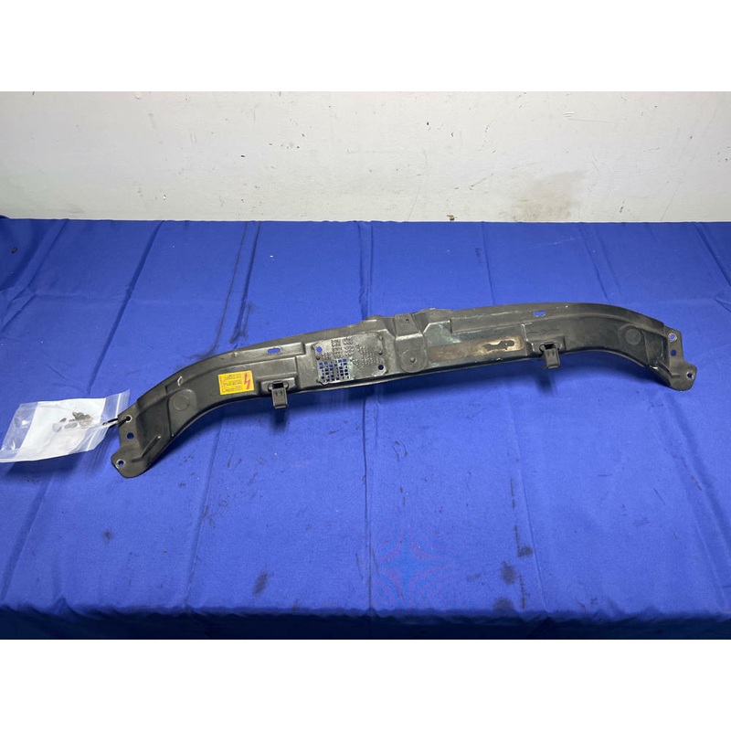 1999-02 Mercedes Benz W210 E55 Upper Radiator Support Factory 094