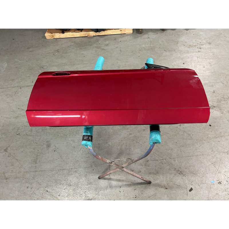 1999-04 Ford Mustang Redfire Passenger Door Assembly w/ Glass 122