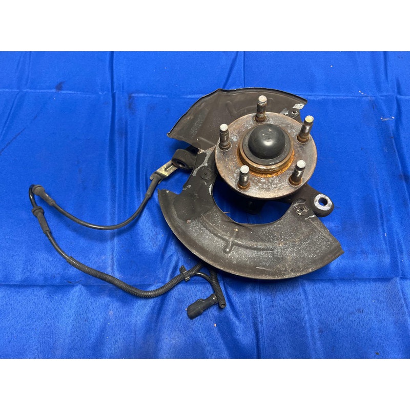 2003-04 Ford Mustang SVT Cobra Front Left LH Spindle Wheel Hub 103