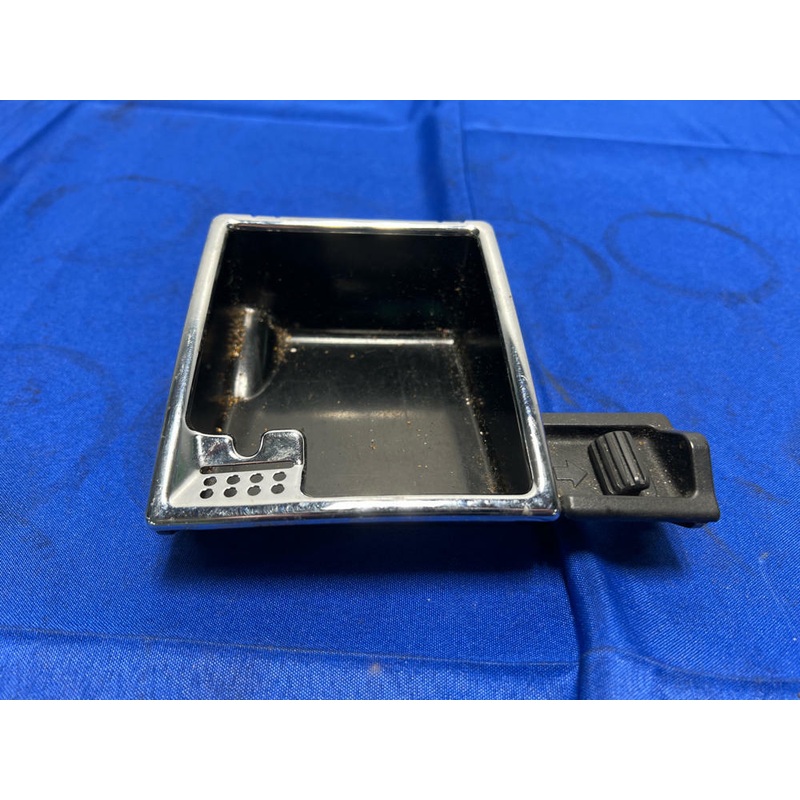 2003-06 Mercedes Benz W211 E Class Ash Tray OEM 105