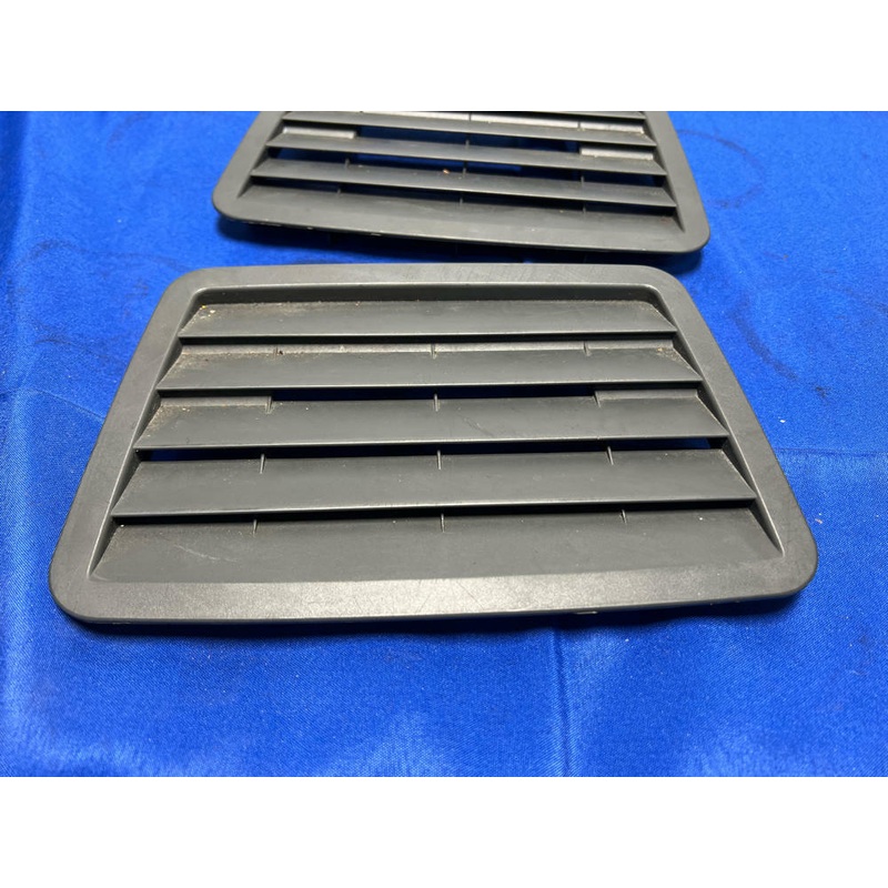 2003-06 Mercedes Benz W211 E Class Underseat Rear HVAC Vent Registers 105