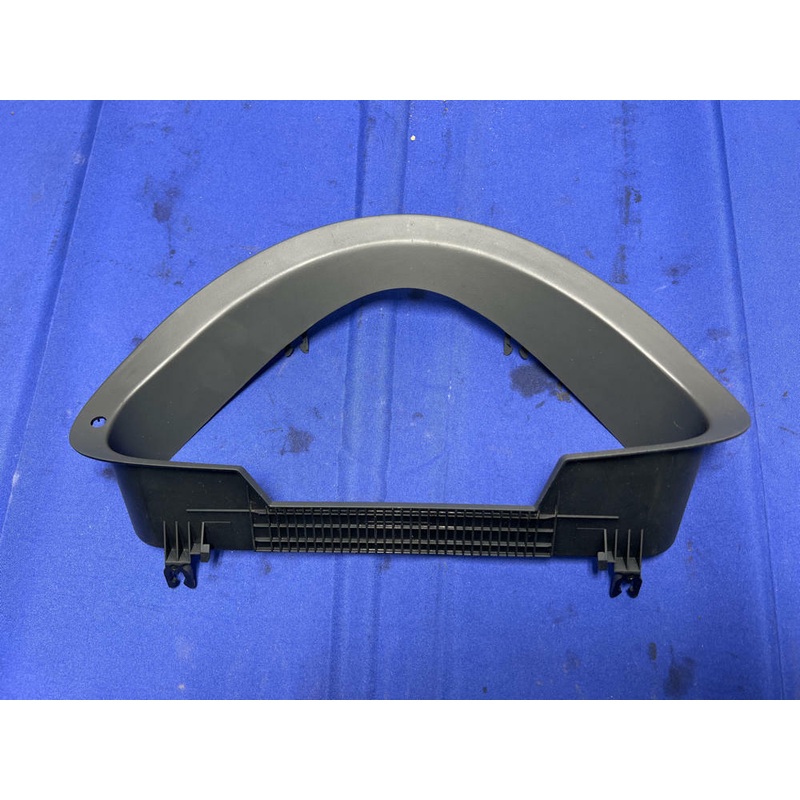2003-06 Mercedes Benz W211 Gauge Cluster Bezel Trim Surround 099