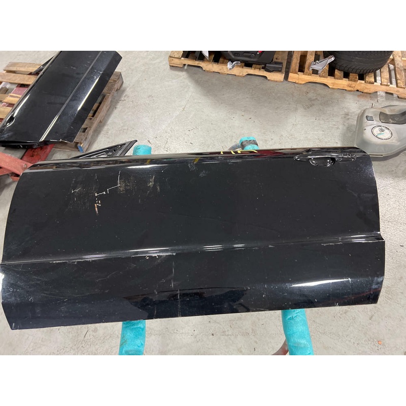 2005-09 Ford Mustang Black Driver Door w/ Glass 127
