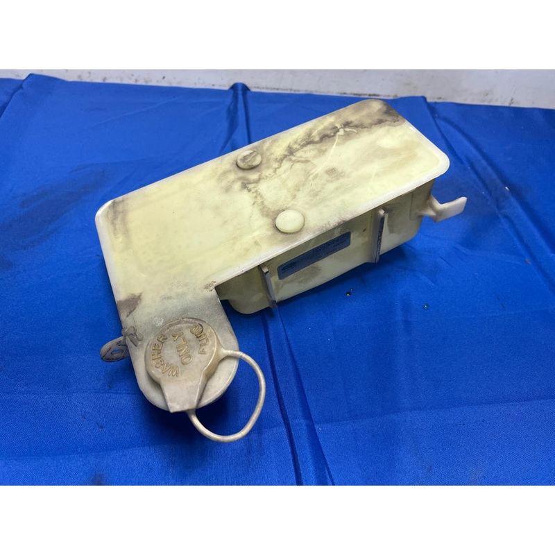 1987-93 Ford Mustang Windshield Washer Fluid Reservoir Factory 157