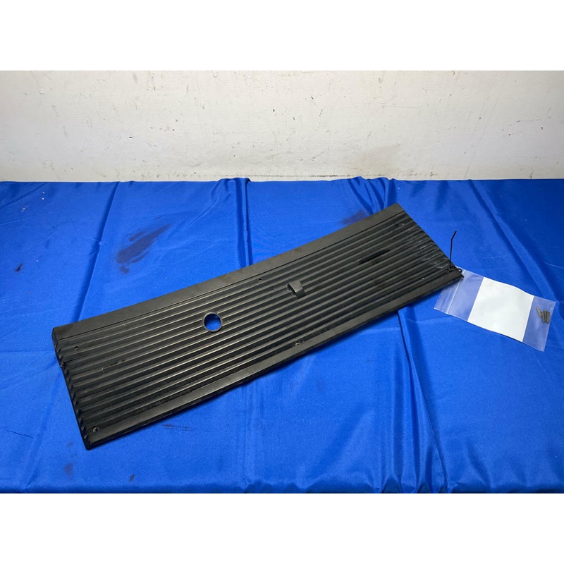 1987-93 Ford Mustang Windshield Wiper Cowl Panel Factory Some Damage 157