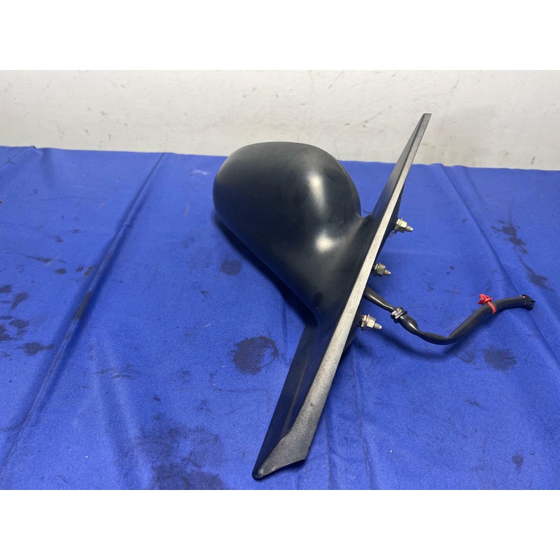 1999-04 Ford Mustang Passenger Right Side View Mirror 137