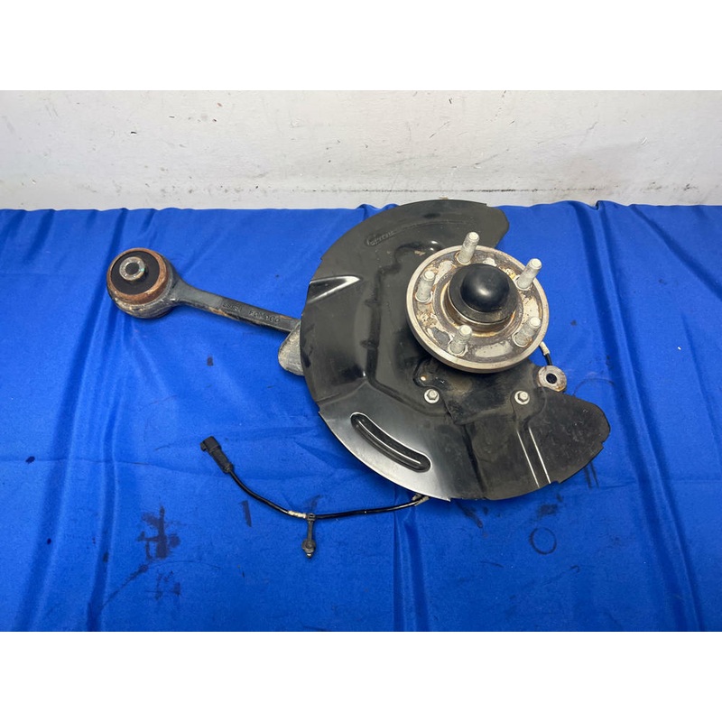 2015-23 Ford Mustang Left Front Spindle Wheel Hub Control Arm 17k Miles 149
