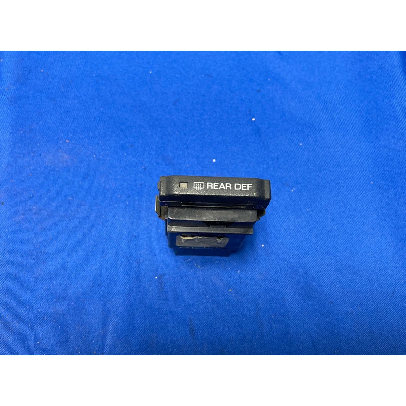 1999-00 Ford Mustang Rear Defrost Button 178