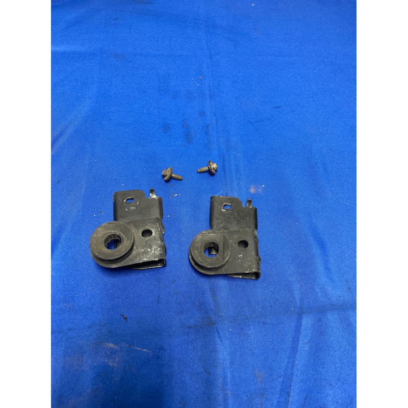 1999-04 Ford Mustang GT Radiator Brackets 178