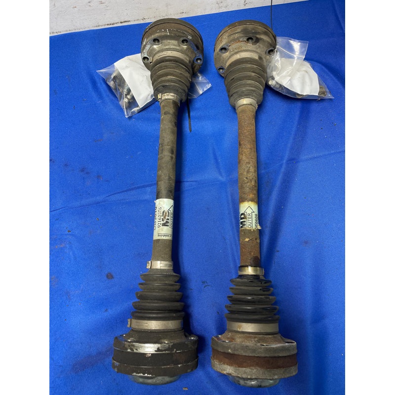 2005-06 Pontiac GTO Axles OEM Pair 159