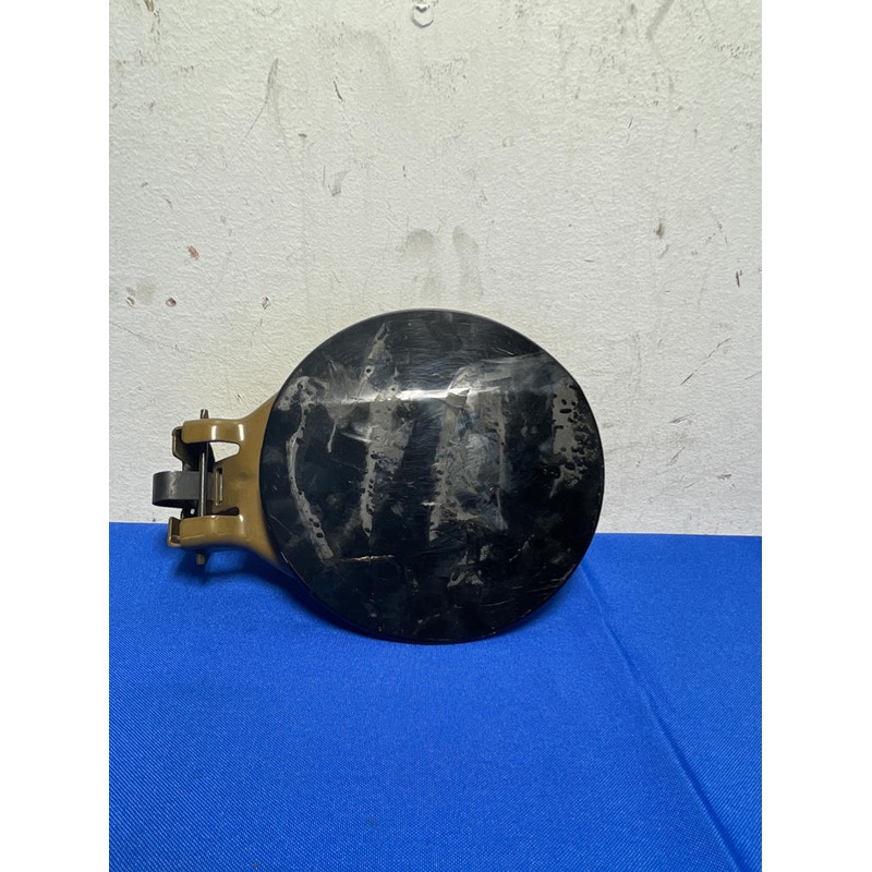 2010-14 Ford Mustang Gas Tank Door 160