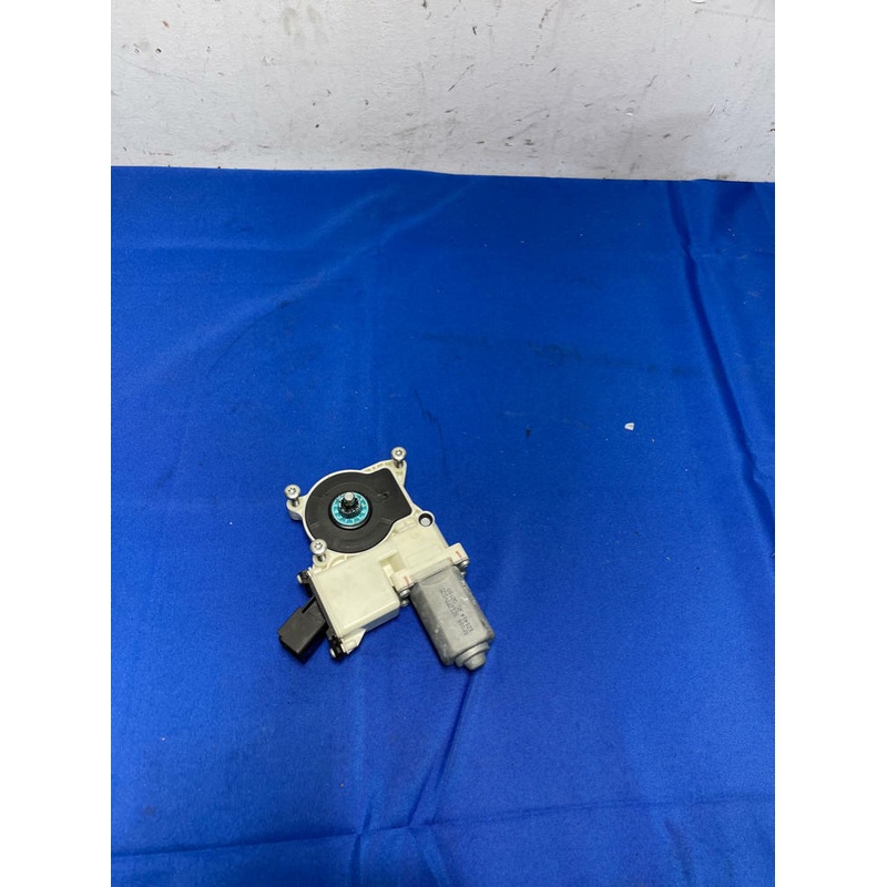 2015-23 Ford Mustang Drivers Window Motor 161