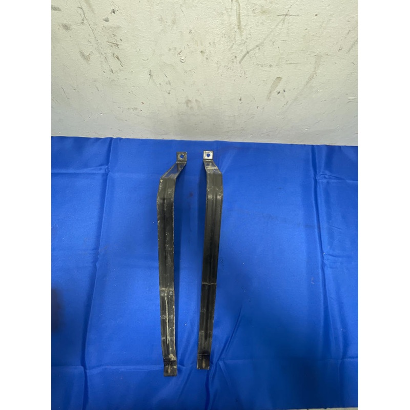 2015-23 Ford Mustang Gas Tank Straps 161