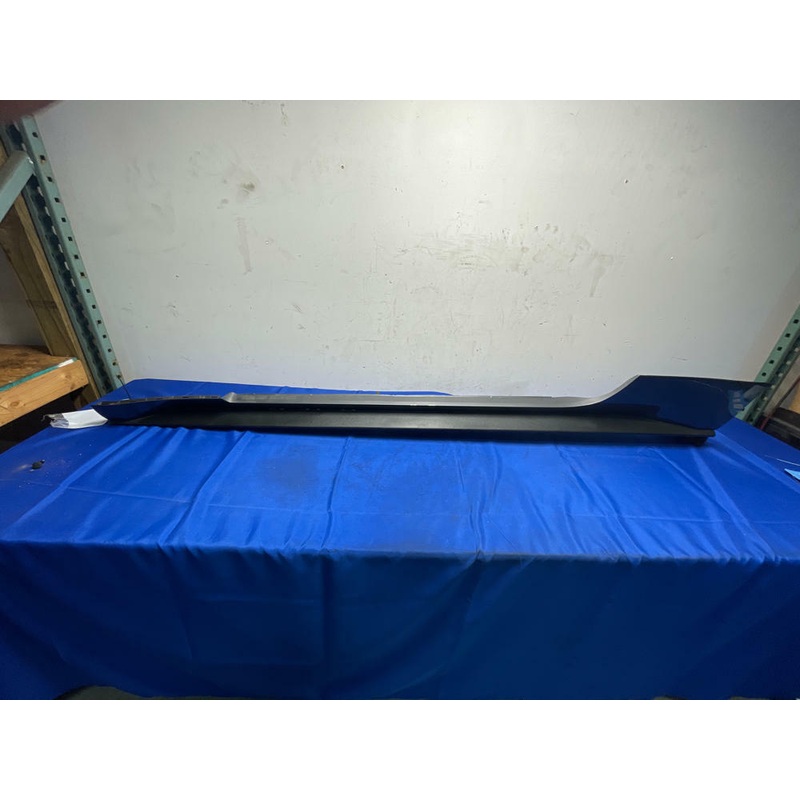 2015-23 Ford Mustang GT LH Side Skirt 168