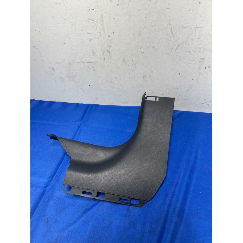 2018-23 Ford Mustang Rear Passeng RH Kick Panel Coupe 168