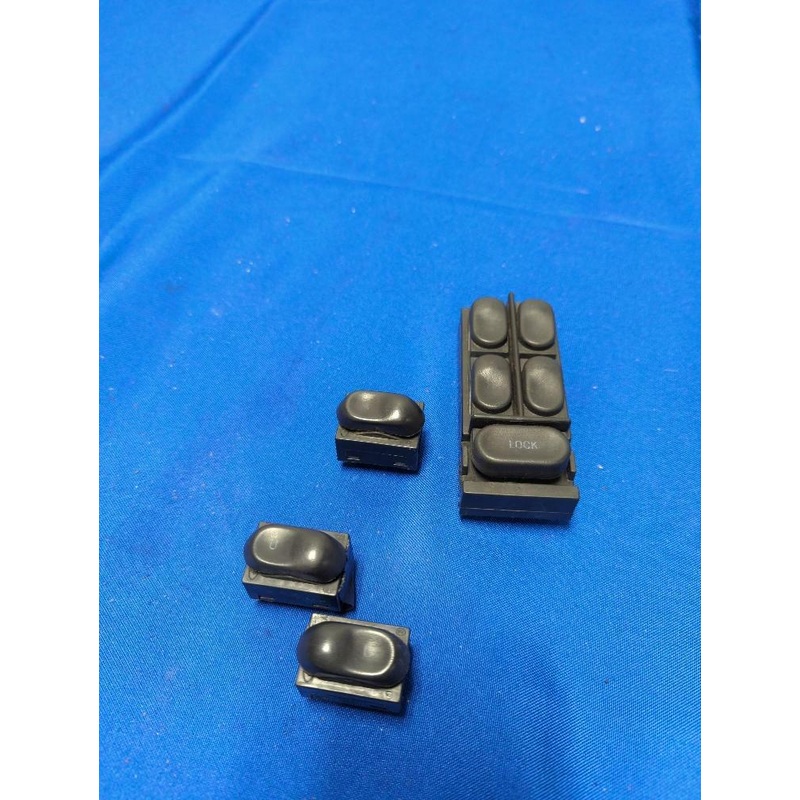 1999-04 Ford Mustang GT V8 Convertible Door Switches 170