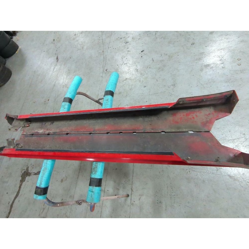 1999-04 Ford Mustang GT V8 Torch Red Side Skirts 170