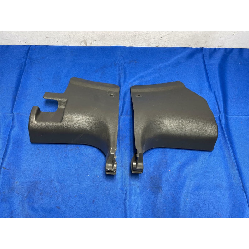 2003-04 Ford Mustang SVT Cobra Kick Panels Pair 180