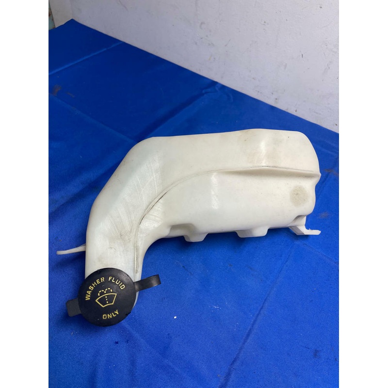 2003-04 Ford Mustang SVT Cobra Wiper Reservoir 181