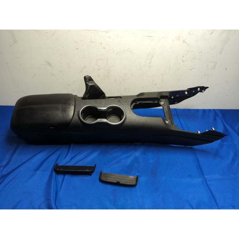 2015-17 Ford Mustang GT 5.0 Coyote Center Console 172