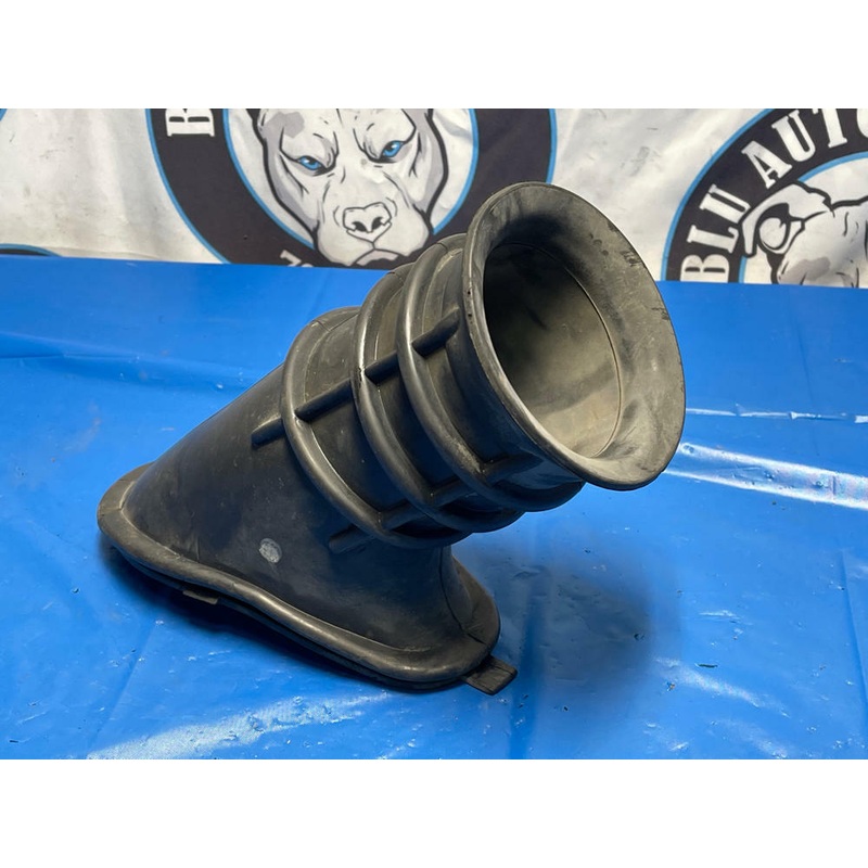 2003-04 Ford Mustang SVT Cobra Air Box Snorkle OEM 191