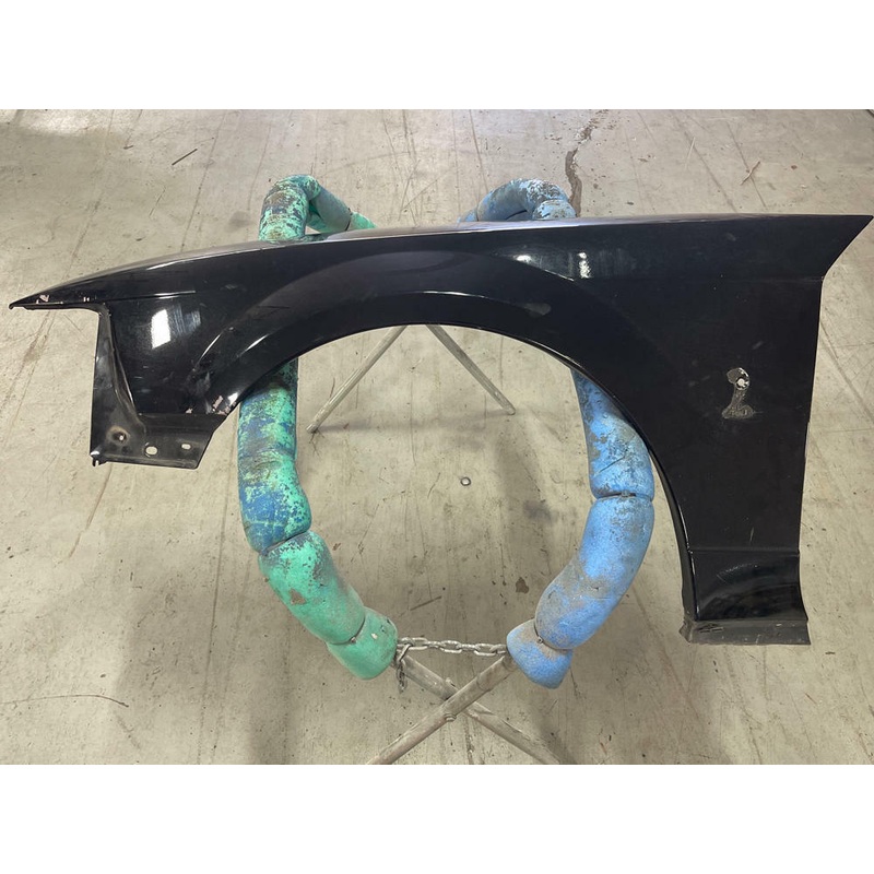 2003-04 Ford Mustang SVT Cobra Drivers Fender OEM 186
