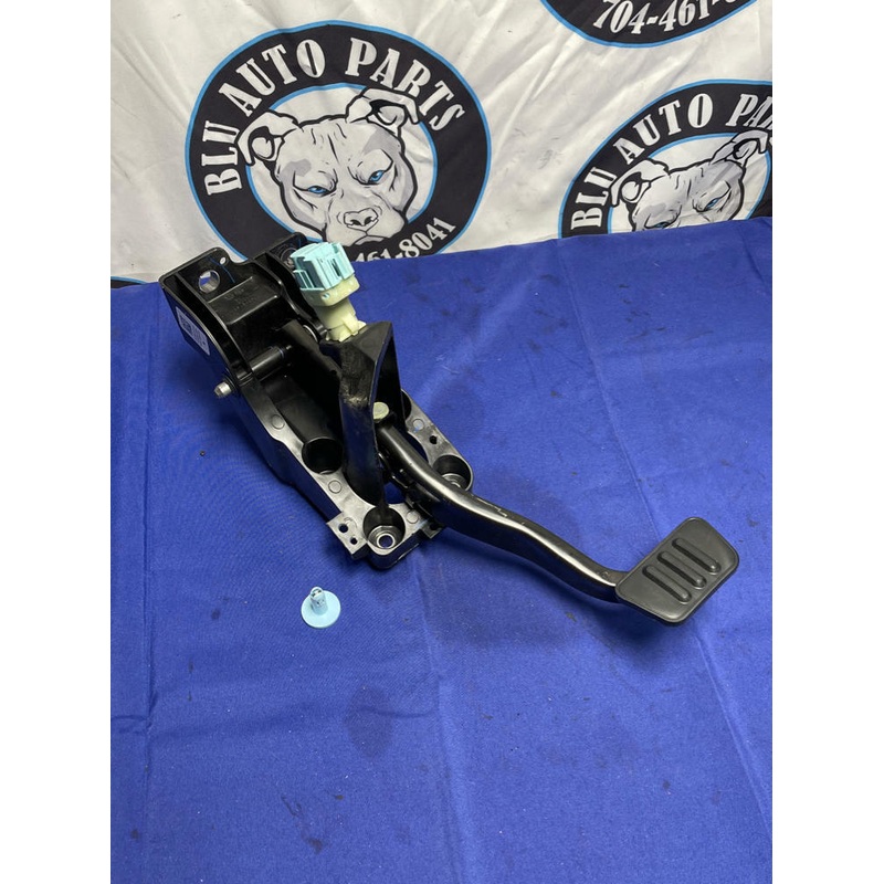 2018-23 Ford Mustang GT Coyote Brake Pedal Assembly 184