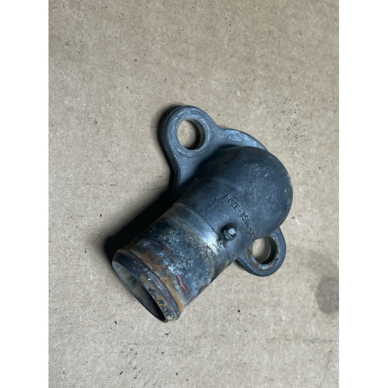 1999-04 Ford Mustang GT 4.6 2V Thermostat Housing 189