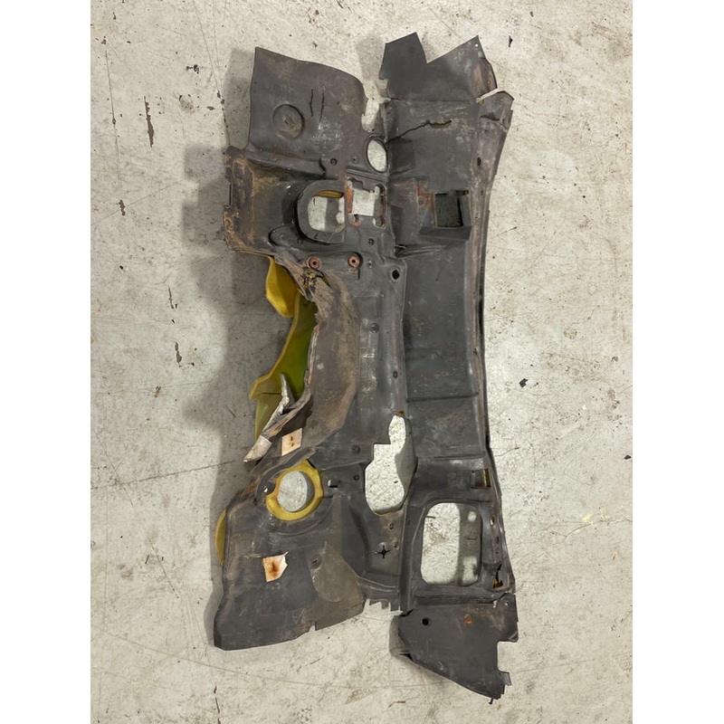 1999-04 Ford Mustang GT 4.6 Firewall Sound Deadening 189