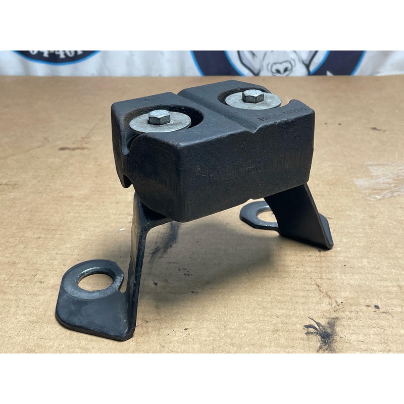 2003-04 Ford Mustang IRS Wishbone NP