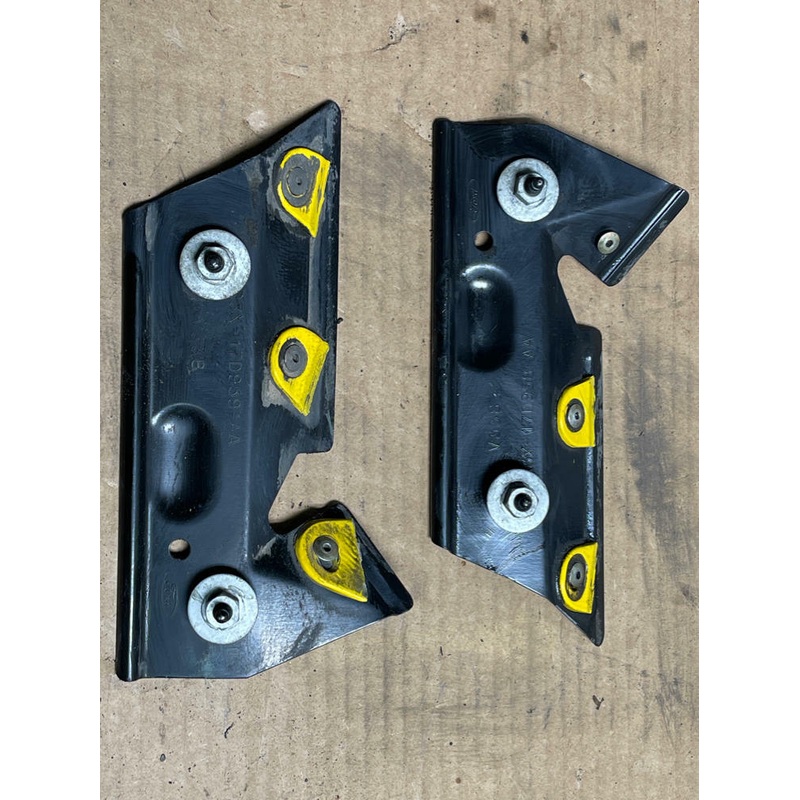 2003-04 Ford Mustang SVT Cobra Bumper Brackets 196