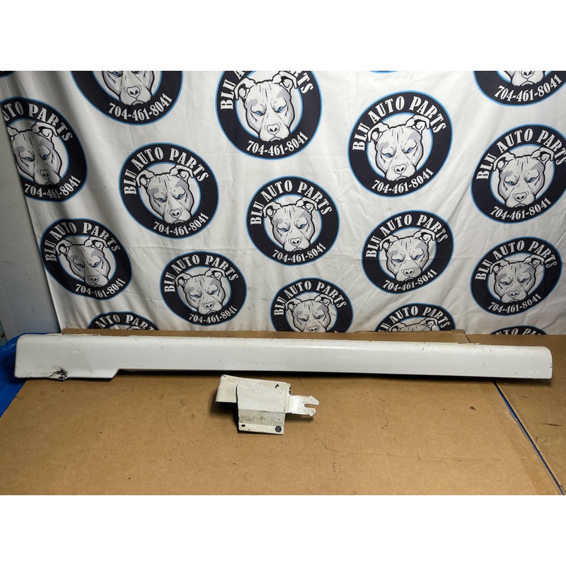 2003-04 Ford Mustang SVT Cobra Driver Side Skirt w/ Fender Exstension Damaged NP