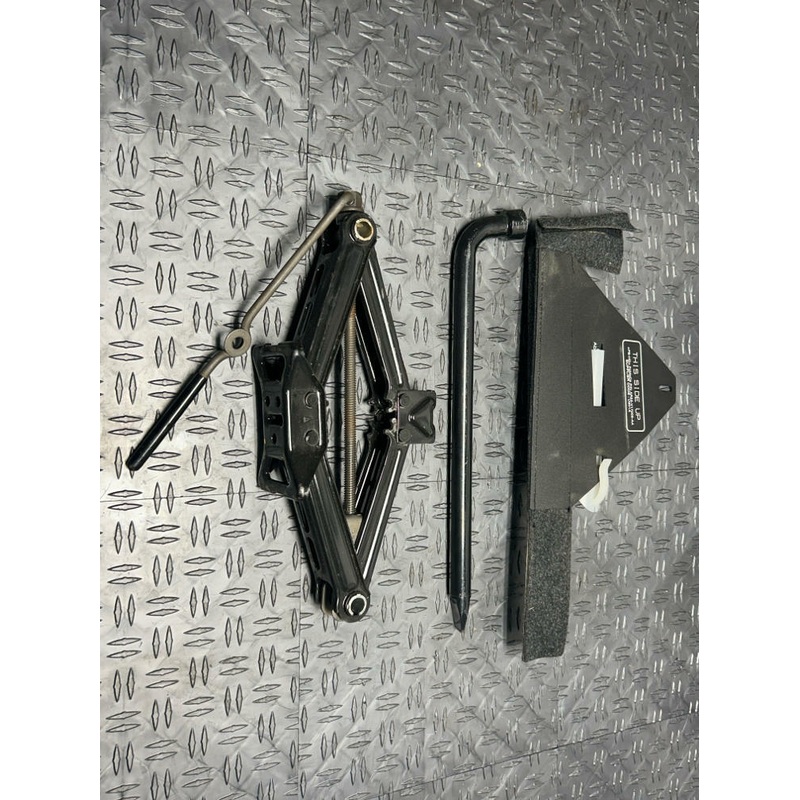 2011-14 Ford Mustang Spare Tire Tool Kit OEM 259