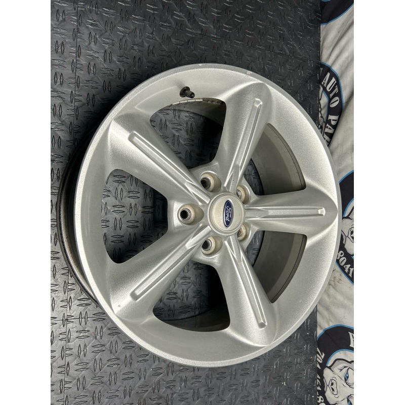 2012 Ford Mustang GT Driver Rear LH Wheel- Base Model, 18″x8″ ET:44mm 266