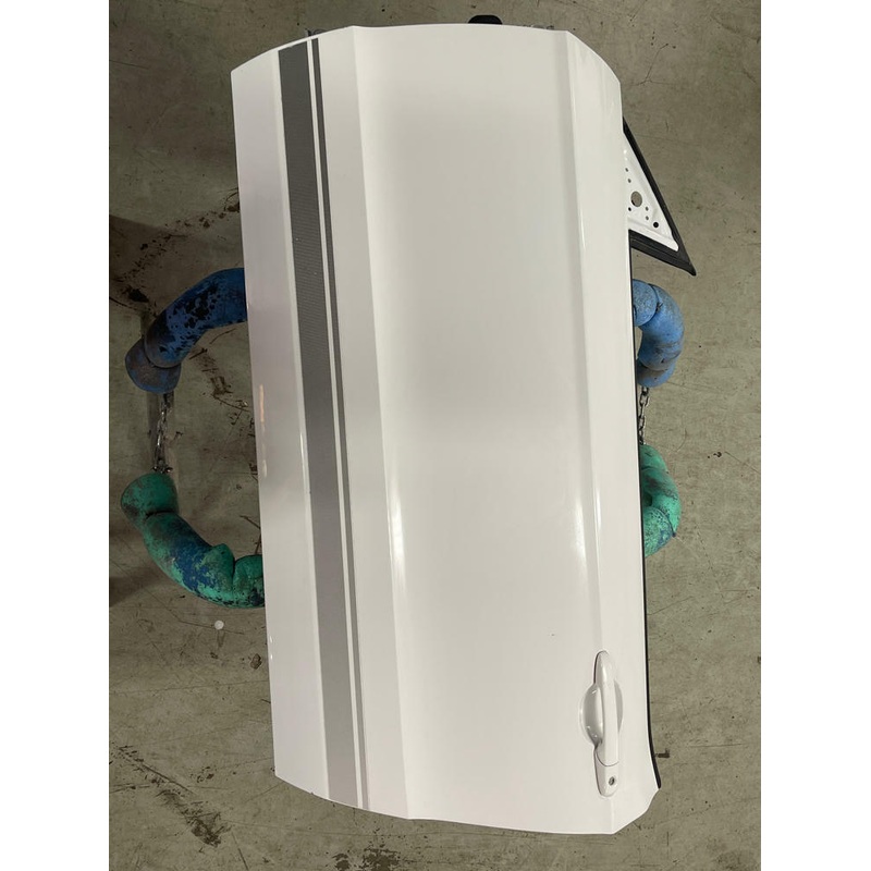 2013-14 Ford Mustang Driver LH Door Assembly (Paint Code YZ: Oxford White) 259