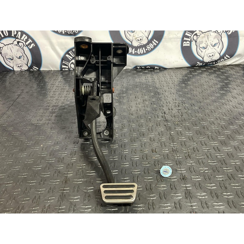 2013-14 Ford Mustang GT Automatic Brake Pedal Assembly 259