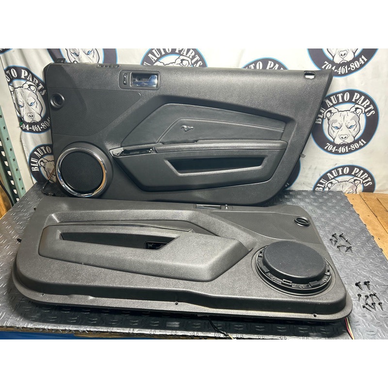 2013-14 Ford Mustang GT/CS Door Panels LH RH Nice 259