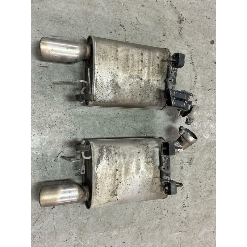 2013-14 Ford Mustang GT/CS OEM Mufflers LH RH Pair 259