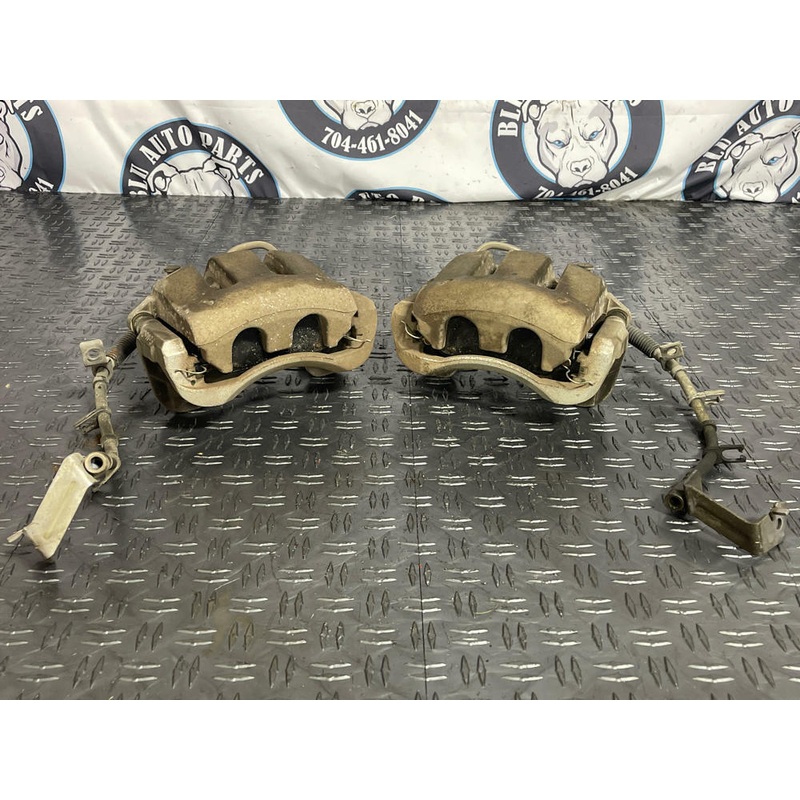 2013-14 Ford Mustang GT Front Brake Caliper Assembly 259