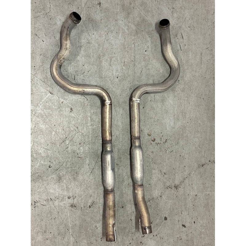 2013-14 Ford Mustang GT OEM Over The Axle Pipes 259