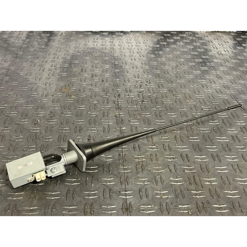 2013-14 Ford Mustang GT OEM Radio/SAT Antenna Assembly 259