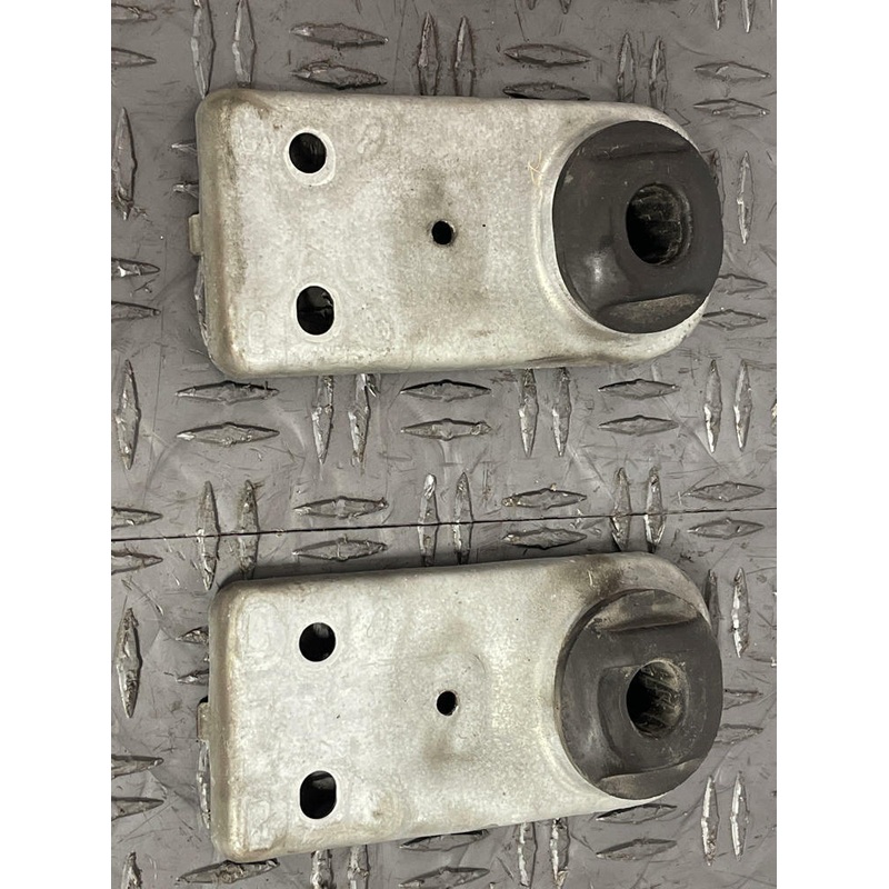 2013-14 Ford Mustang GT Upper Radiator Brackets Pair 259