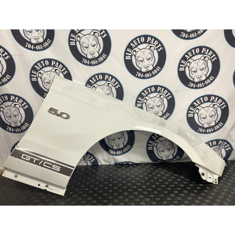 2013-14 Ford Mustang OEM RH Fender (Paint Code YZ: Oxford White) 259