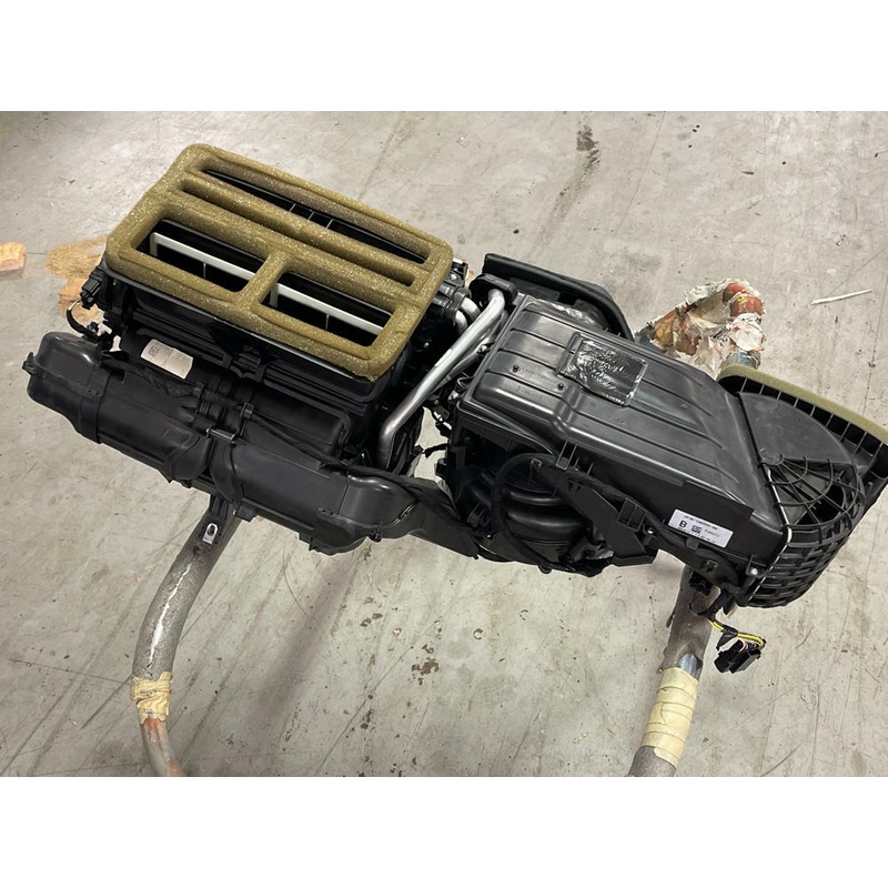 2015-23 Ford Mustang HVAC Dual Climate Control Box Assembly 197
