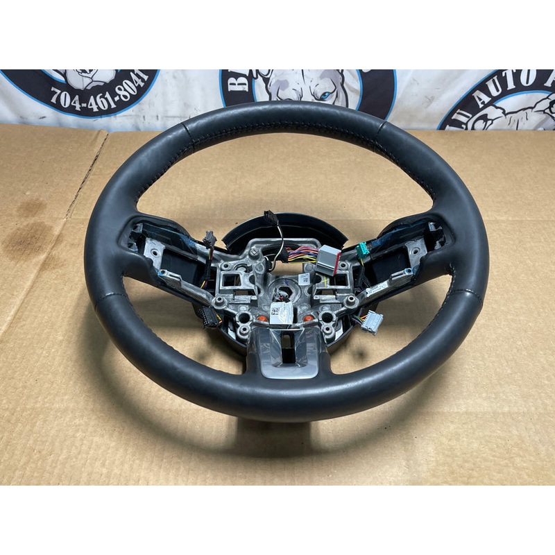 2015-23 Ford Mustang Leather Steering Wheel 3800 Miles 197