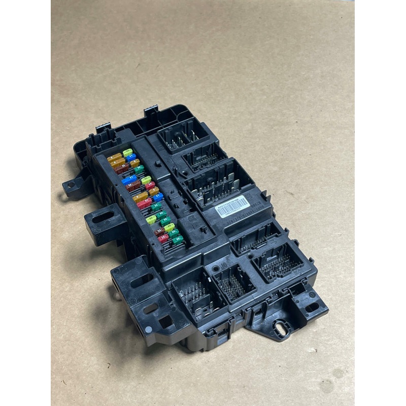 2018-23 Ford Mustang GT Body Control Module/Fusebox 206