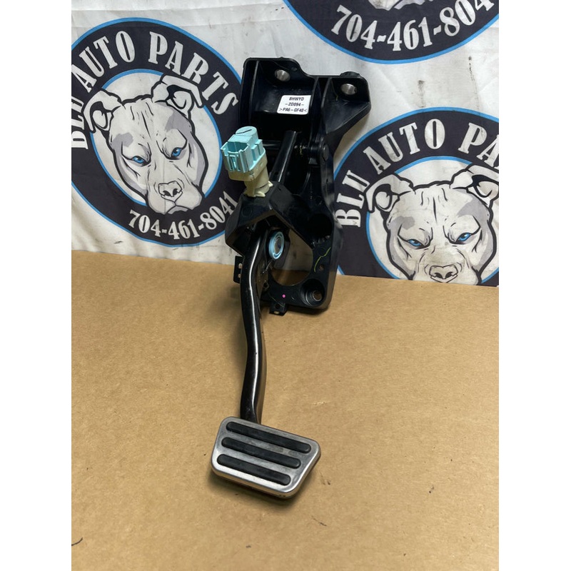 2018-23 Ford Mustang GT Brake Pedal Assembly Box 206