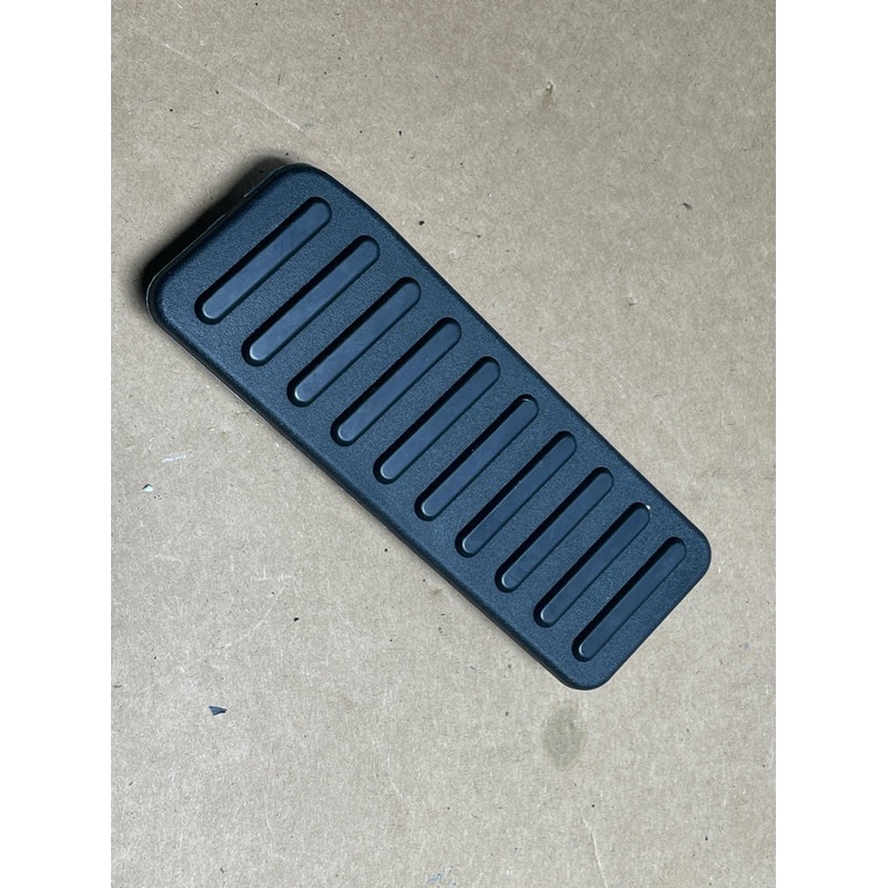 2018-23 Ford Mustang GT Dead Pedal 205